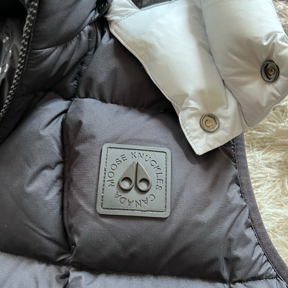 Men’s Moose Knuckle Flightweight Bushwick Vest, Size M - Picture 2 of 4